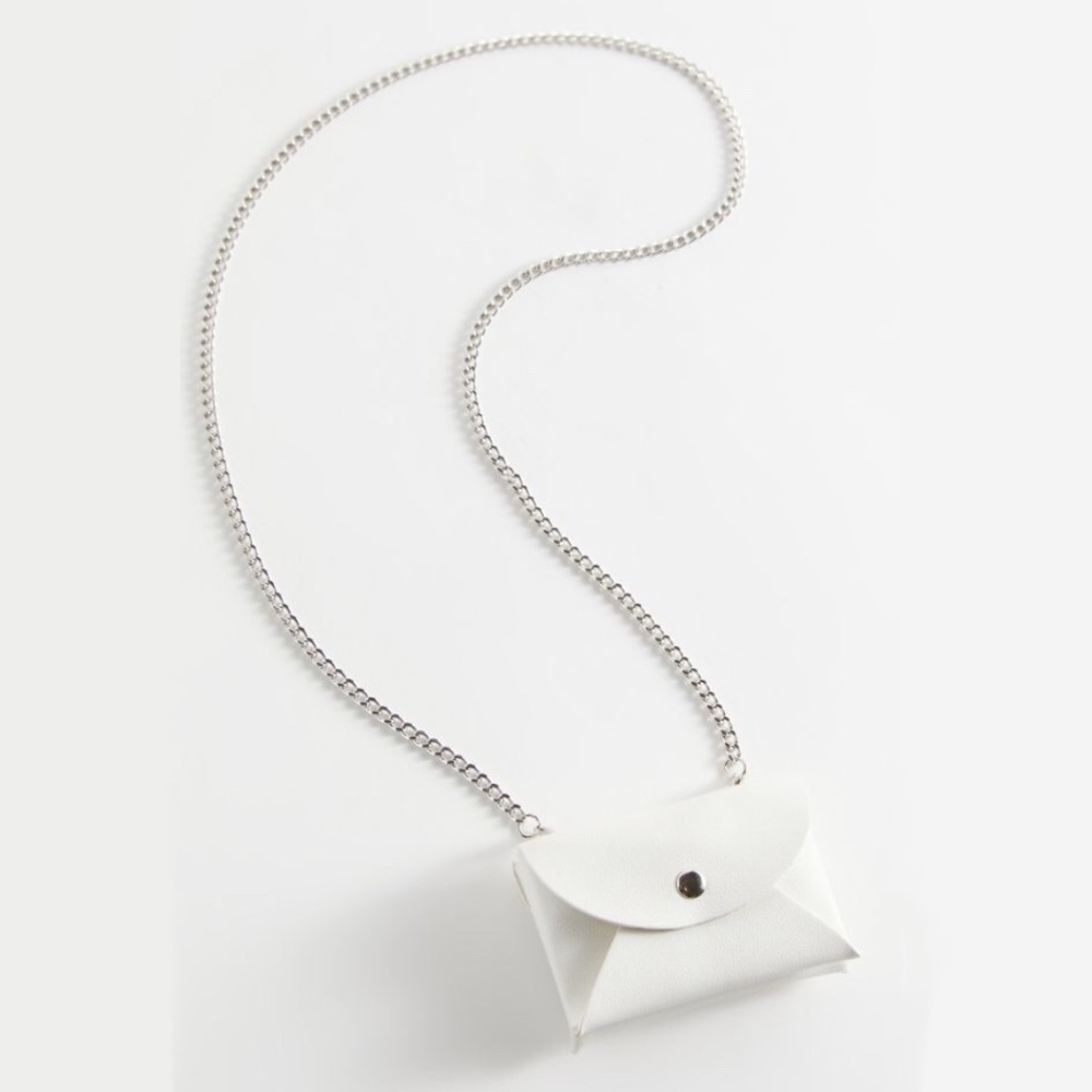 💗HP💗 NEW White Mini Envelope Crossbody Bag UO - Picture 2 of 9